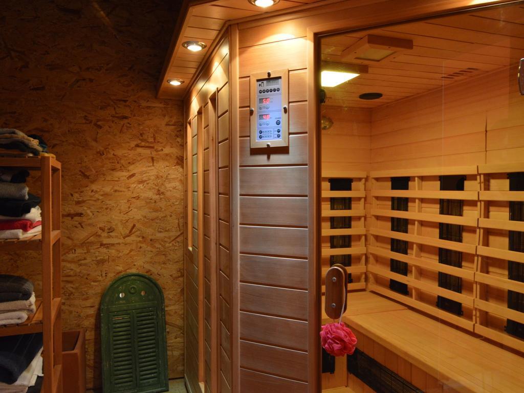 Cozy Holiday Home In Odeigne With Sauna Zewnętrze zdjęcie